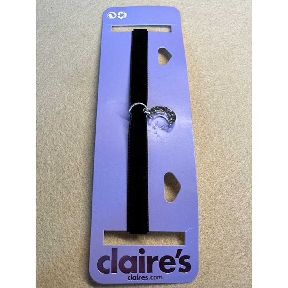Claire's Black Velvet Choker Necklace with Crescent Moon Rhinestone Charm NWT